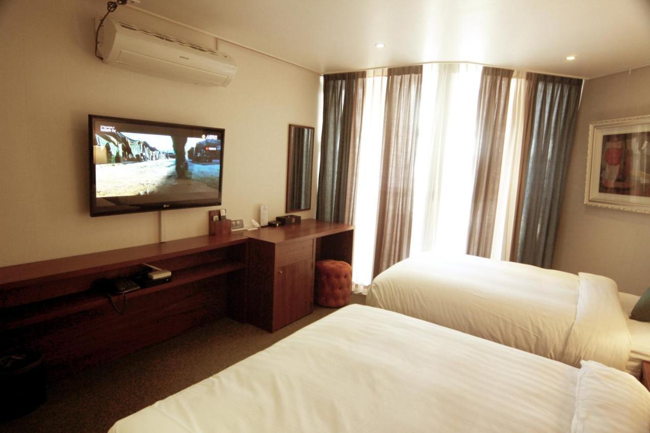 Benikea Starhills Hotel Buan Exterior photo